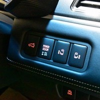 4990.令和7年式 デリカD:5 シャモニー 4WD 2,300㏄ ディーゼル車 走行8キロ 車検令和10年1月のサムネイル