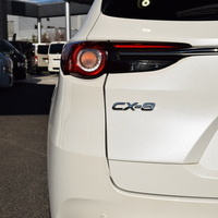 5373　平成31年式　CX-8　XD　Lパッケージ　2,200㏄（ディーゼル車）6人乗り　5.2万kmのサムネイル