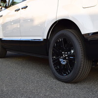 5199　令和7年式 デリカD:5 シャモニー 4WD 2,300㏄ ディーゼル車 登録済み未使用車のサムネイル