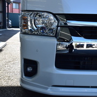 5105 令和5年式 ハイエース ワゴンGL 内装架装車両　2WD 2,700cc (ガソリン車) 10人乗車 7,000kmのサムネイル