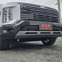 5201　令和7年式　三菱デリカD:5　CHAMONIX　4WD　2200cc　ディーゼル車　7人乗り　10kmのサムネイル