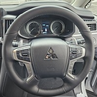 5201　令和7年式　三菱デリカD:5　CHAMONIX　4WD　2200cc　ディーゼル車　7人乗り　10kmのサムネイル
