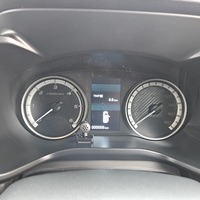 5201　令和7年式　三菱デリカD:5　CHAMONIX　4WD　2200cc　ディーゼル車　7人乗り　10kmのサムネイル