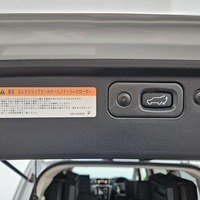 5201　令和7年式　三菱デリカD:5　CHAMONIX　4WD　2200cc　ディーゼル車　7人乗り　10kmのサムネイル