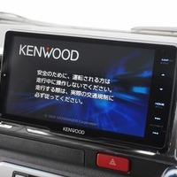 5177 平成27年式 ハイエース スーパーGL 2WD 2,000cc（ガソリン車）10人乗り 6.3万㎞のサムネイル