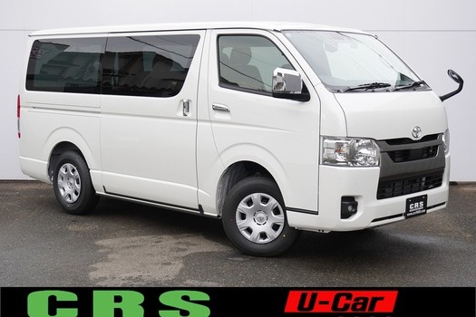5447 登録済み未使用車 令和7年式 ハイエース スーパーGL ダークプライムS　4WD 2,800cc (ディーゼル) 2/5人乗車 7kmのサムネイル