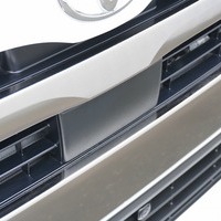 5447 登録済み未使用車 令和7年式 ハイエース スーパーGL ダークプライムS　4WD 2,800cc (ディーゼル) 2/5人乗車 7kmのサムネイル
