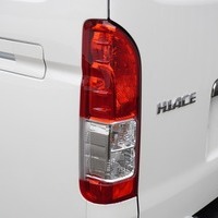 5447 登録済み未使用車 令和7年式 ハイエース スーパーGL ダークプライムS　4WD 2,800cc (ディーゼル) 2/5人乗車 7kmのサムネイル