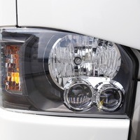 5425 平成28年式 ハイエース スーパーGL ダークプライム　2WD 2,000cc (ガソリン) 2/5人乗車 2.9万kmのサムネイル