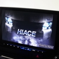 5427 令和4年式 ハイエース スーパーGL ダークプライムⅡ 2WD 2,800cc (ディーゼル車) 2/5人乗車 4.0万kmのサムネイル