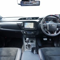 5484 令和4年式 ハイラックス Z “GR SPORT” 4WD 2400cc（ディーゼル車）5人乗り 3.6万kmのサムネイル