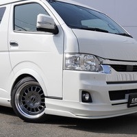 5476 内装架装車 令和4年式 ハイエース ワゴンGL　2WD 2,700cc (ガソリン) 10人乗車 3.8万kmのサムネイル