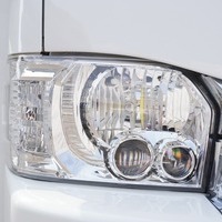 5476 内装架装車 令和4年式 ハイエース ワゴンGL　2WD 2,700cc (ガソリン) 10人乗車 3.8万kmのサムネイル