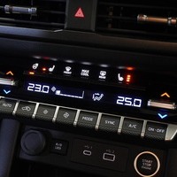 5412 三菱 トライトン GSR 登録済未使用車 2,400cc ディーゼル 5人乗り 100kmのサムネイル