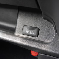 4859 平成30年式 レジアスエース スーパーGL ダークプライム 2WD 2800cc ディーゼル車 5人乗り 7.0万kmのサムネイル