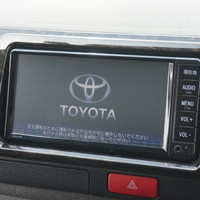 4859 平成30年式 レジアスエース スーパーGL ダークプライム 2WD 2800cc ディーゼル車 5人乗り 7.0万kmのサムネイル