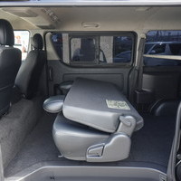 4859 平成30年式 レジアスエース スーパーGL ダークプライム 2WD 2800cc ディーゼル車 5人乗り 7.0万kmのサムネイル