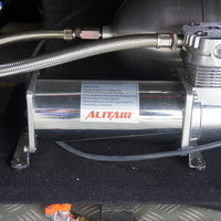 5414　平成28年式　ハイエース　スーパーGL　ワイド　ダークプライム　2WD　3000cc　ディーゼル車　5人乗り　8.0万kmのサムネイル