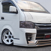5439　平成28年式　ハイエース　スーパーGL　2WD　2000cc　ガソリン車　5人乗り　10.2万kmのサムネイル