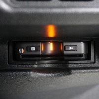 5433 平成29年式 ハイエース スーパーGL ダークプライム 2WD 2,000cc (ガソリン車) 2/5人乗車4.2万kmのサムネイル