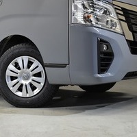 5376 日産 キャラバングランドプレミアムGX 登録済未使用車 2WD 2,500cc (ディーゼル車) 2/5人乗車 20kmのサムネイル