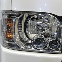 4927 令和4年式 ハイエース スーパーGL ダークプライムⅡ 2WD 2,800cc (ディーゼル) 2/5人乗車 3.0万kmのサムネイル
