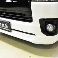 5505.平成28年式 ハイエース スーパーGL ダークプライム 2WD 3,000cc ディーゼル車 走行8.2万キロ 検査1年付きのサムネイル