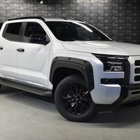 5412 三菱 トライトン GSR 登録済未使用車 2,400cc ディーゼル 5人乗り 100kmのサムネイル
