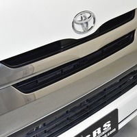 5433 平成29年式 ハイエース スーパーGL ダークプライム 2WD 2,000cc (ガソリン車) 2/5人乗車4.2万kmのサムネイル