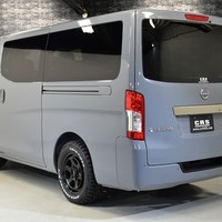 4856 キャラバン GRANDプレミアムGX 4WD 2,400cc (ディーゼル車) 2/5人乗車　のサムネイル