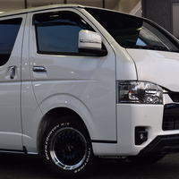 5466　令和5年式　ハイエース　スーパーGL　ダークプライムⅡ　4WD　2800cc　ディーゼル車　5人乗り　1,400kmのサムネイル