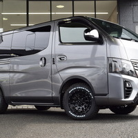 5446 キャラバン グランドプレミアムGX 4WD 2,400cc (ディーゼル車) 5人乗車　5,300kmのサムネイル