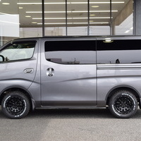 5446 キャラバン グランドプレミアムGX 4WD 2,400cc (ディーゼル車) 5人乗車　5,300kmのサムネイル