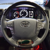 5466　令和5年式　ハイエース　スーパーGL　ダークプライムⅡ　4WD　2800cc　ディーゼル車　5人乗り　1,400kmのサムネイル