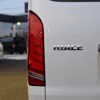 5466　令和5年式　ハイエース　スーパーGL　ダークプライムⅡ　4WD　2800cc　ディーゼル車　5人乗り　1,400kmのサムネイル