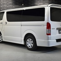 5417 令和4年式 ハイエース スーパーGL ダークプライムⅡ 2WD 2,800cc (ディーゼル車) 2/5人乗車 1.8万kmのサムネイル