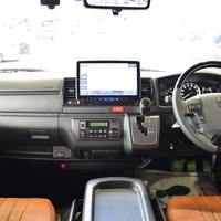 5466　令和5年式　ハイエース　スーパーGL　ダークプライムⅡ　4WD　2800cc　ディーゼル車　5人乗り　1,400kmのサムネイル