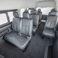 5047  ハイエース コミューター GL 2WD 2,800cc (ディーゼル) 10人乗車 内装架装車 3ナンバー登録のサムネイル