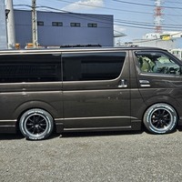 5415　平成31年式　ハイエース　50thアニバーサリーLIMITED　2WD　2800cc　ディーゼル車　5人乗り　9.2万kmのサムネイル