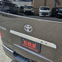 5415　平成31年式　ハイエース　50thアニバーサリーLIMITED　2WD　2800cc　ディーゼル車　5人乗り　9.2万kmのサムネイル