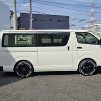 4800　令和6年式　ハイエース　DX　2WD　2800cc　ディーゼル車　5人乗り　100kmのサムネイル