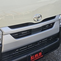 5491　令和7年式　ハイエース　DX　2WD　ガソリン車　6人乗り　10km　登録済み未使用車のサムネイル