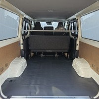 5491　令和7年式　ハイエース　DX　2WD　ガソリン車　6人乗り　10km　登録済み未使用車のサムネイル