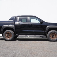 5502　令和7年式　三菱トライトン　GSR　4WD　2400cc　ディーゼル車　5人乗り　200kmのサムネイル