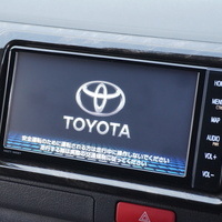 5529　令和2年式　ハイエース　スーパーGL　ダークプライムⅡ　2WD　2800cc　ディーゼル車　5人乗り　2.7万kmのサムネイル