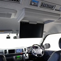 5536 令和2年式 ハイエース ファインテックツアラー 2WD 2,700cc(ガソリン車）10人乗車 7.1万kmのサムネイル