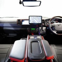 5555 平成30年式 ハイエース 特別仕様車 スーパーGL 50TH ANNIVERSARY LIMITED 2WD 2,000cc (ガソリン車）1.05万kmのサムネイル
