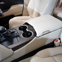 5524 令和5年式 トヨタ ランドクルーザー 300 ZX　4WD 3,400cc(ガソリン車) 7人乗り 1,600kmのサムネイル