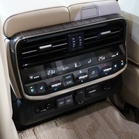 5524 令和5年式 トヨタ ランドクルーザー 300 ZX　4WD 3,400cc(ガソリン車) 7人乗り 1,600kmのサムネイル