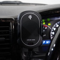 5523 令和1年式 ハイエース スーパーGL ダークプライム 2WD 2,000cc (ガソリン車) 2/5人乗車 2.8万kmのサムネイル